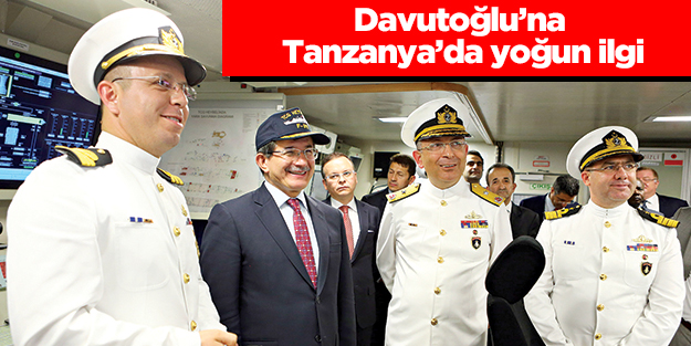 Bakan Davutoğlu’na Tanzanya’da yoğun ilgi