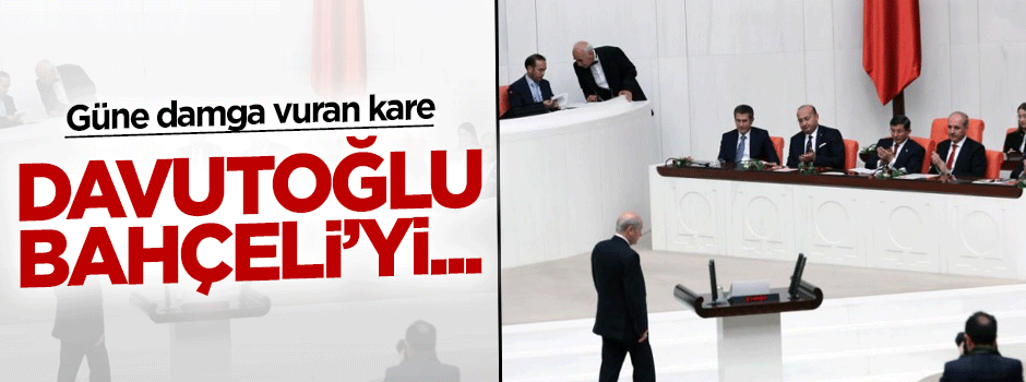 Başbakan Davutoğlu ve bakanlar Devlet Bahçeli'yi alkışladı