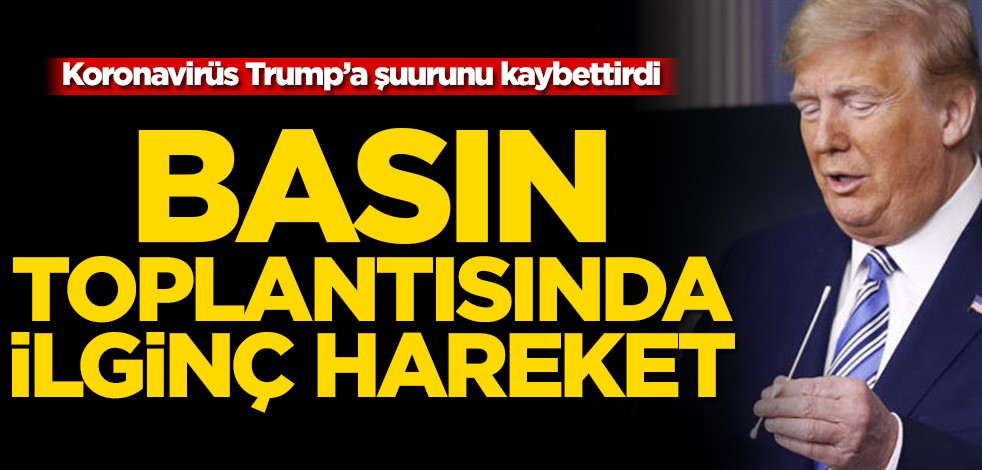 Basın toplantısında ilginç hareket! Koronavirüs Trump’a şuurunu kaybettirdi
