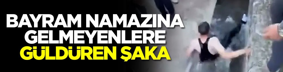Bayram namazına gelmeyenlere güldüren şaka