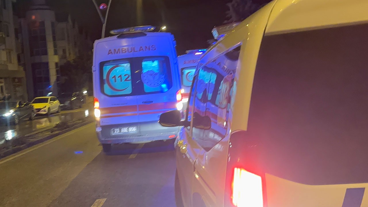 Bayram ziyareti zehir oldu: Misafir gittikleri binanın asansöründe mahsur kaldılar, eve dönünce hastanelik oldular