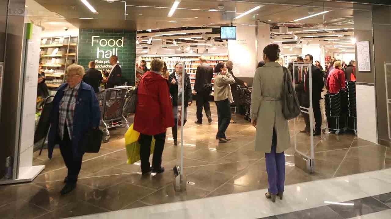 Bir devrin sonu: 92 yıllık perakende mağazası kapanıyor