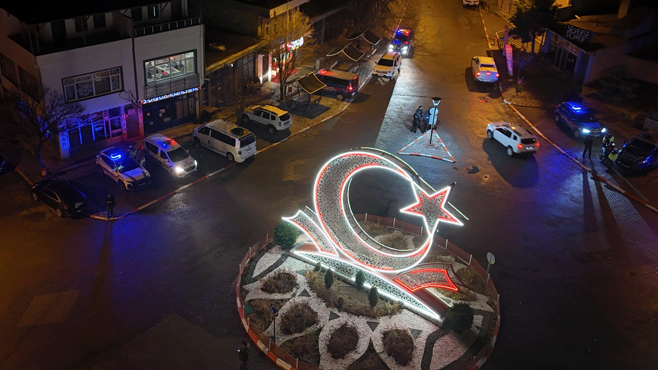 Bir halı saha kavgası 2 şehri karşı karşıya getirdi! Giriş çıkışlar durdu