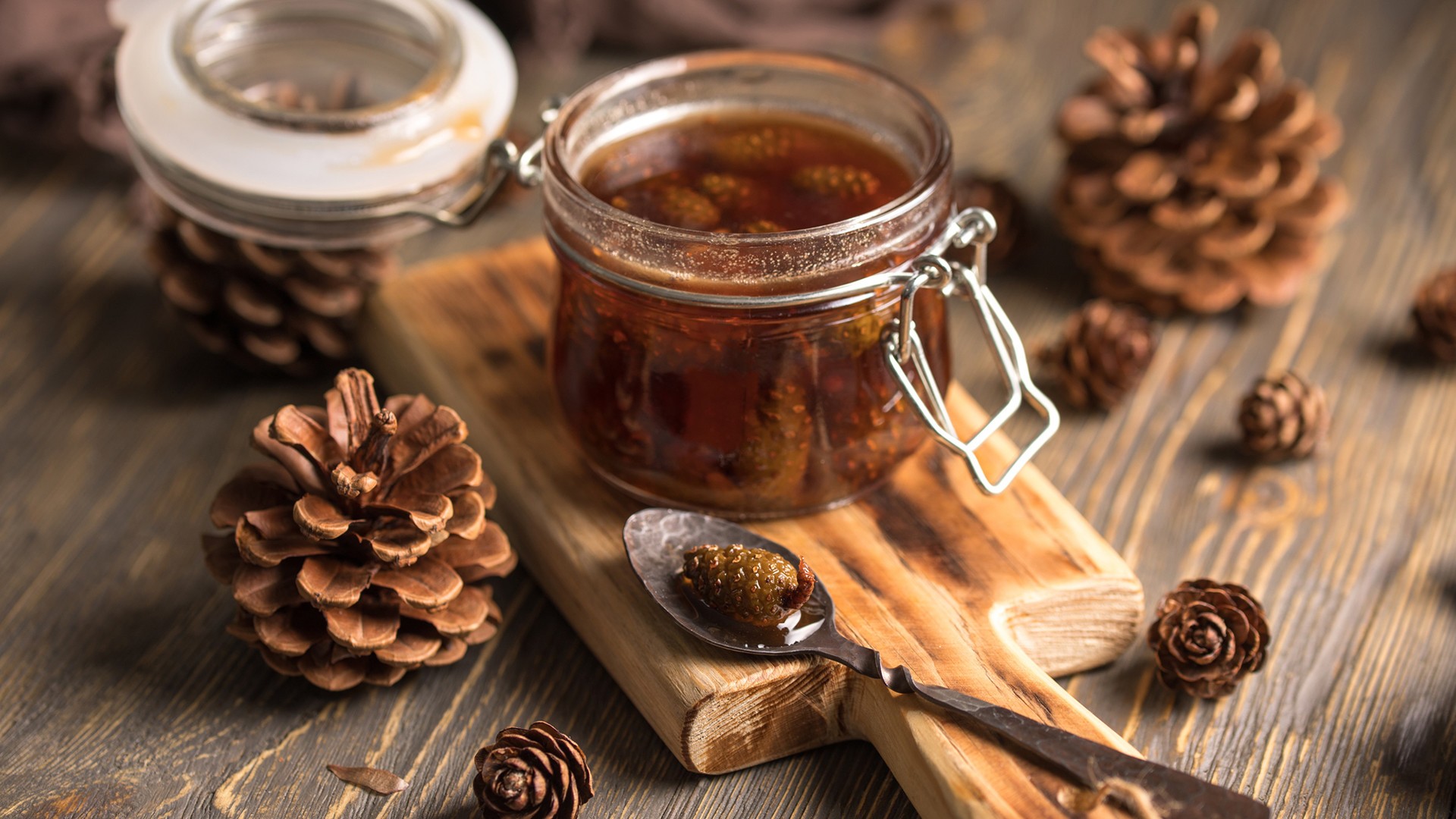Çam reçelinin aroması ve lezzetine doyum olmuyor | Çam kozalağı reçeli tarifi