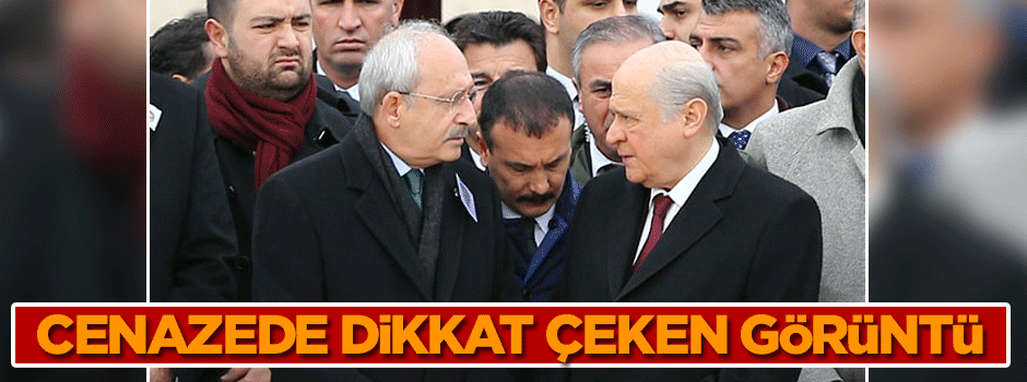 Cenazede dikkat çeken görüntü