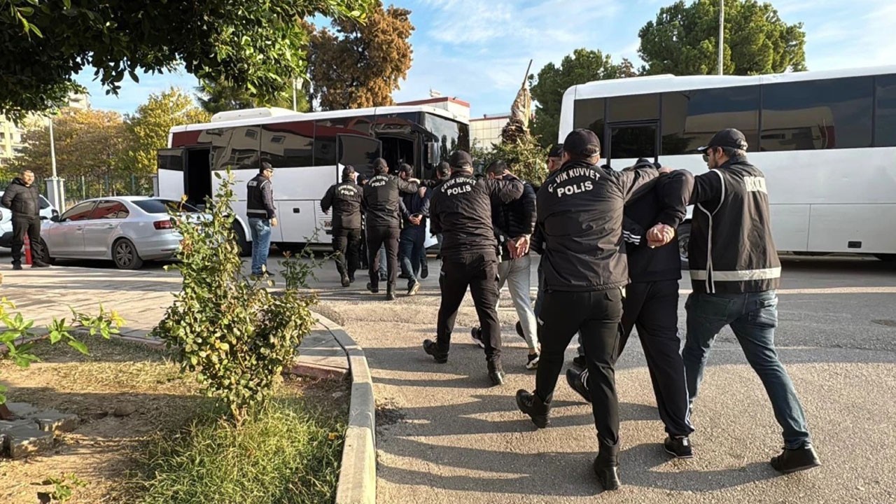 CHP’li belediyeleri örnek almışlar! Esnaf kooperatifi ve pazarcı odasına operasyon: 74 gözaltı