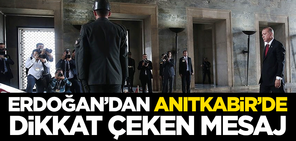 Cumhurbaşkanı Erdoğan Anıtkabir'i ziyaret etti