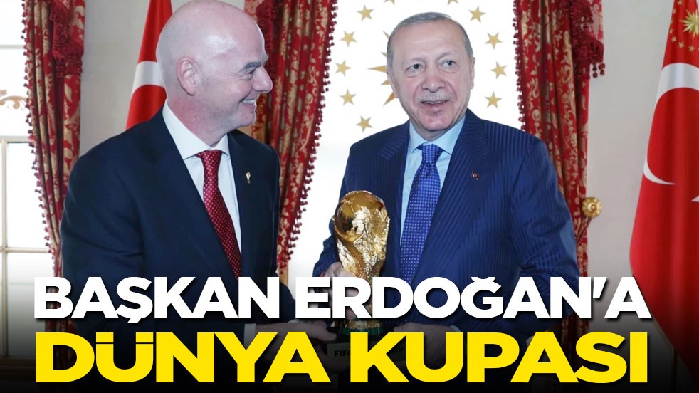 Cumhurbaşkanı Erdoğan'a Dünya Kupası