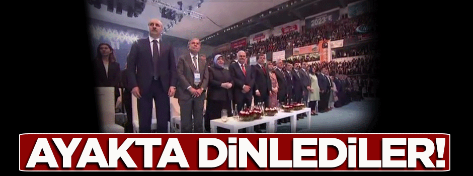 Cumhurbaşkanı Erdoğan'ın mesajını ayakta dinlediler