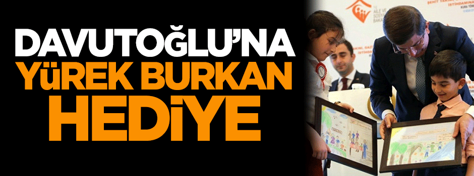 Davutoğlu'na yürek burkan hediye