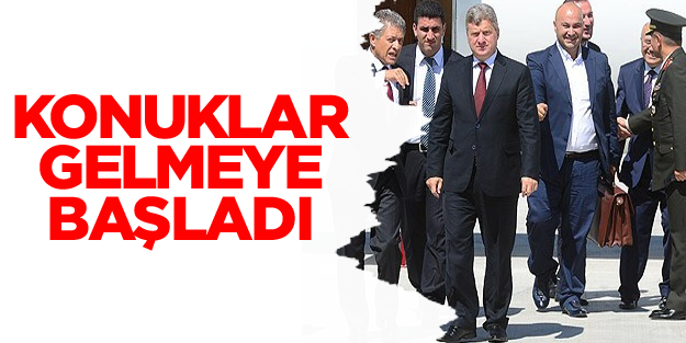 Devir teslim töreni için konuklar gelmeye başladı