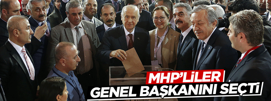 Devlet Bahçeli yeniden genel başkan