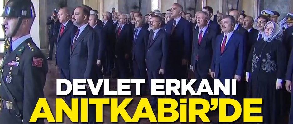 Devlet erkanı Anıtkabir'de
