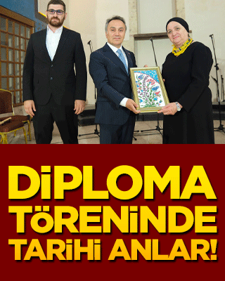 Diploma töreninde tarihi anlar!