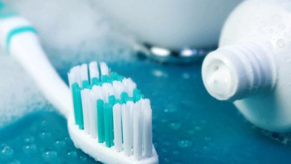 Diş macunu saklama yöntemi | Valizinizden bir yük kalkacak