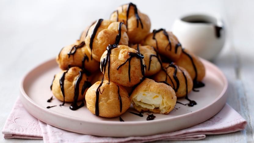 Dondurmalı profiterol tarifi | Yaz mevsimini serinleten şahane tatlı