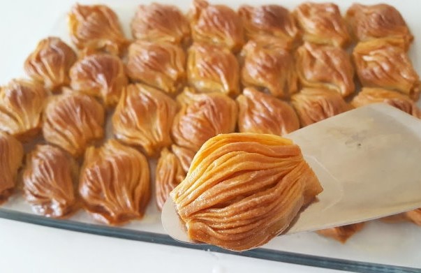 El açması mekik tatlısı nasıl yapılır? Lokmalık şerbetli tatlı tarifi