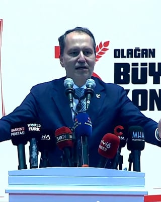 Erbakan: Yeniden büyük Türkiye'yi kuracağız