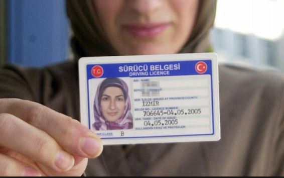 Eski tip ehliyet değiştirme süresi uzatılmış!