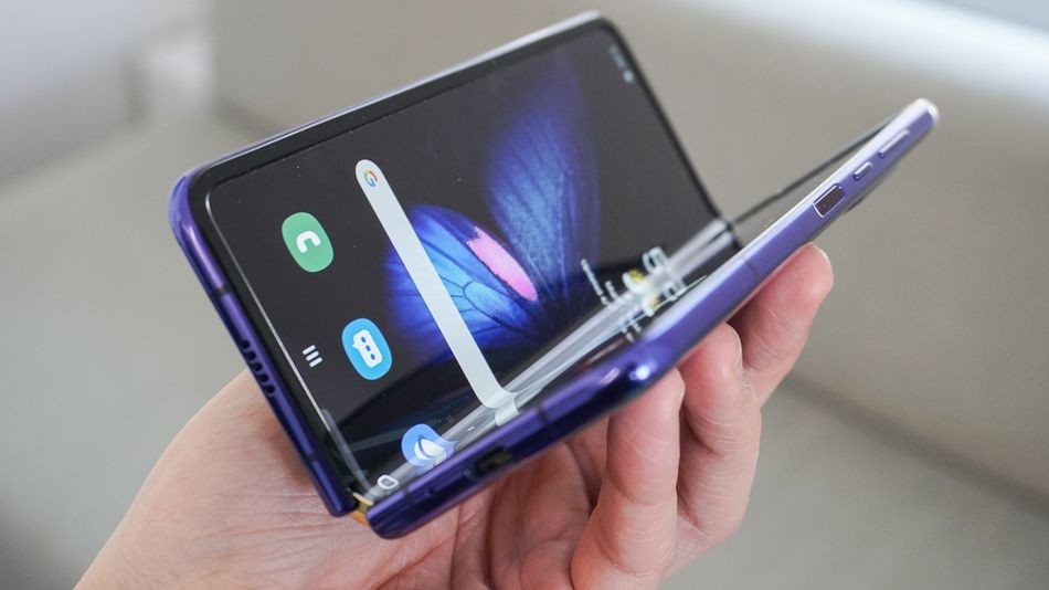 Galaxy Fold'un teknik özellikleri nelerdir? Katlanabilir ekranıyla...