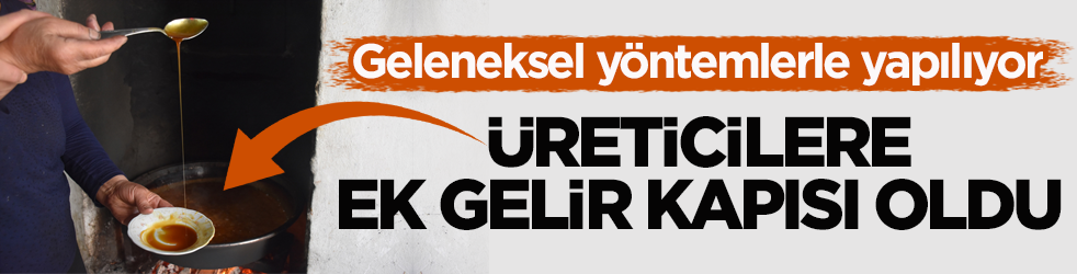 Geleneksel yöntemlerle yapılıyor! Dut pekmezi üreticilere ek gelir kapısı oldu