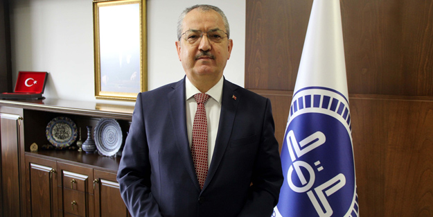 Hatay Müftüsü Ömer Faruk Bilgili enkaz altında kaldı