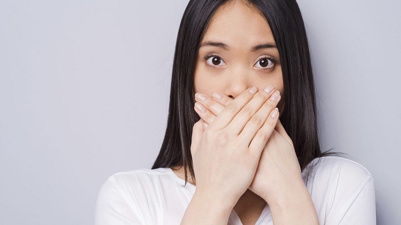 Hıçkırık tutunca ne yapmalıyız? Hıçkırık nasıl geçer?