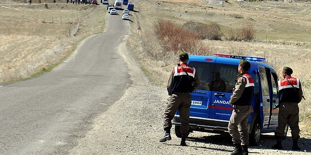 Jandarma'ya ateş açıldı: 2 şehit, 1 ölü