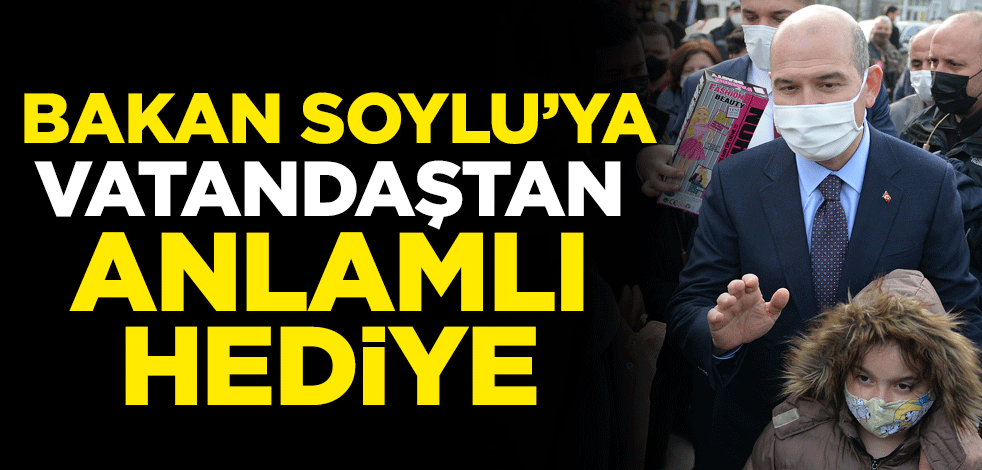 Karabük'e gelen İçişleri Bakanı Süleyman Soylu'ya vatandaştan anlamlı hediye