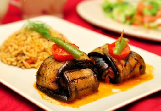 Köfteli patlıcan bohçası nasıl yapılır? | Köfteli patlıcan bohçası tarifi ve malzemeleri