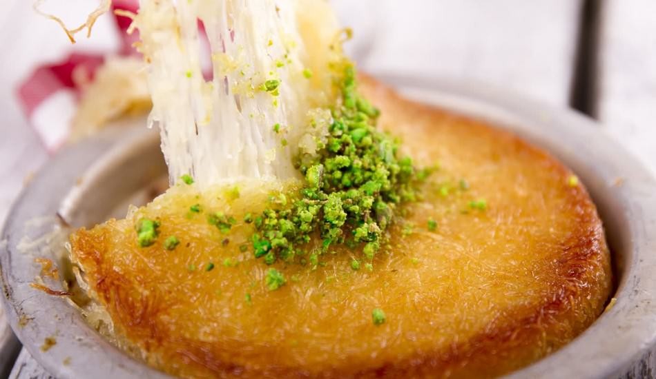 Kolay künefe nasıl yapılır? Künefe malzemeleri ve künefe tarifi