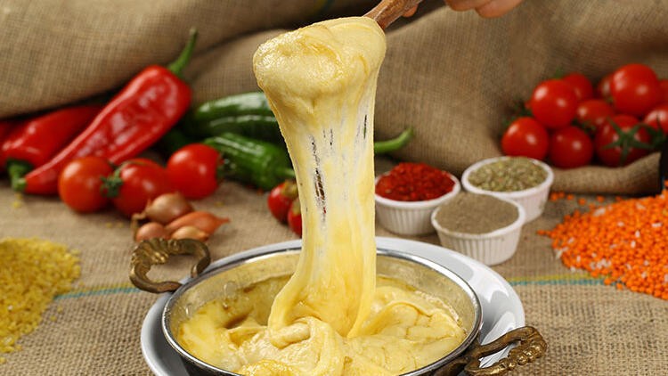 Kuymak nasıl yapılır? Kuymak malzemeleri ve tarifi