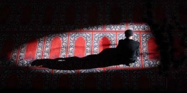 Mevlid kandilinde ne namazı kılınır?