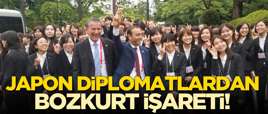 MHP'li vekil paylaştı! Japon diplomatlardan Bozkurt işareti