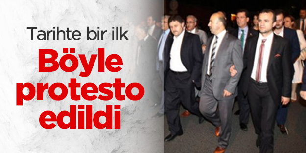 Milletvekililerinden İsrail Büyükelçiliği önünde protesto