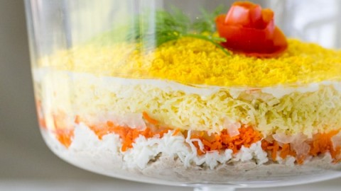 Mimoza salatası nasıl yapılır? Mimoza salatası malzemeleri ve tarifi