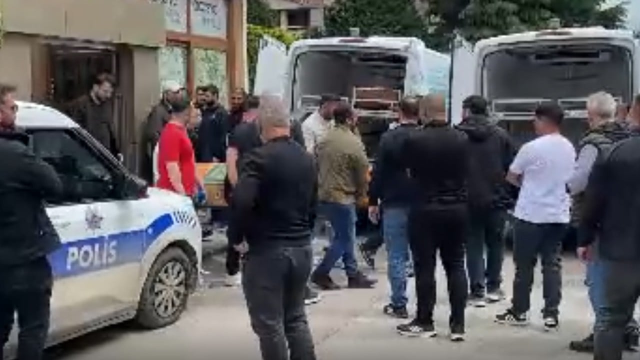 Nikah şahidi olduğu ortağı tarafından tabancayla vurularak öldürüldü