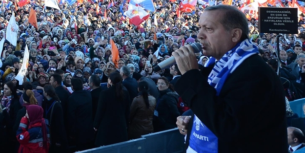 Erdoğan: Tek ceketim var diyor, o da yalan