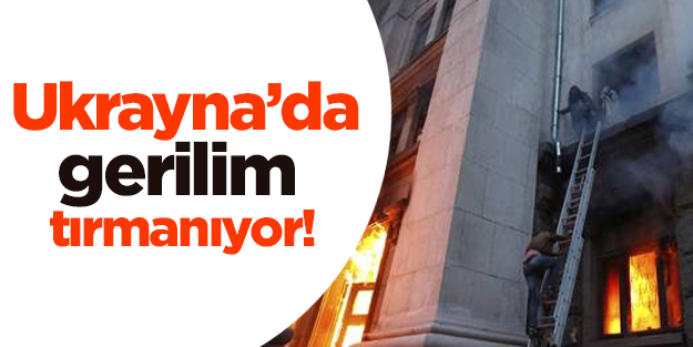 Rusya yanlıları binayı ateşe verdi!