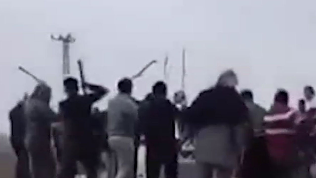 Şanlıurfa’da Ortaçağ kavgası: Taş, sopa ve kürekli kavgada 7 kişi yaralandı