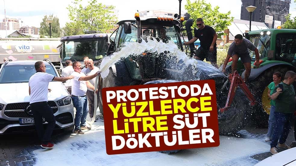 Süt üreticileri protestoda yüzlerce litre süt döktü