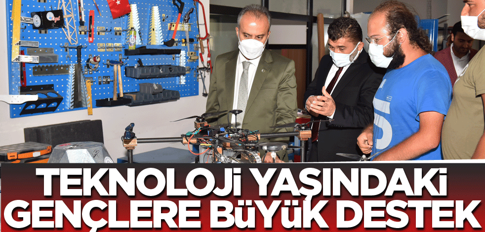 Teknoloji yarışındaki gençlere büyük destek