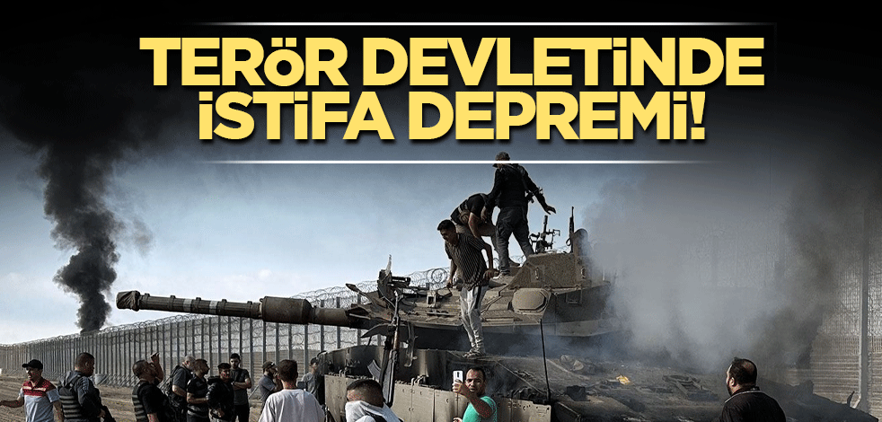 Terör devletinde istifa depremi!