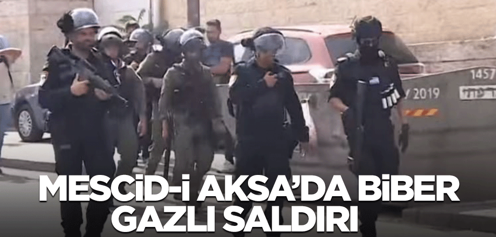 Terörist İsrail Mescid-i Aksa'daki Müslümanlara saldırdı