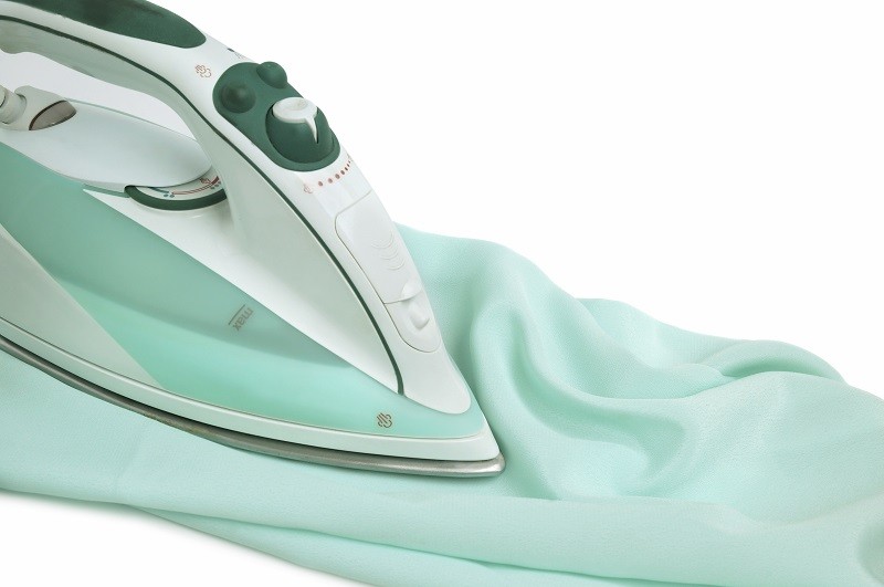 Ütü temizliği | İç haznesi, dışı ve yüzeyi nasıl temizlenir?