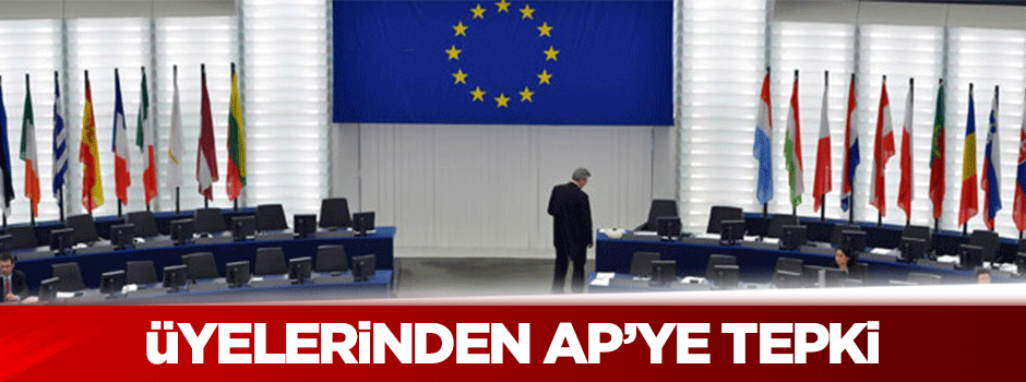 Üyelerinden, Avrupa Parlamentosu'na tepki