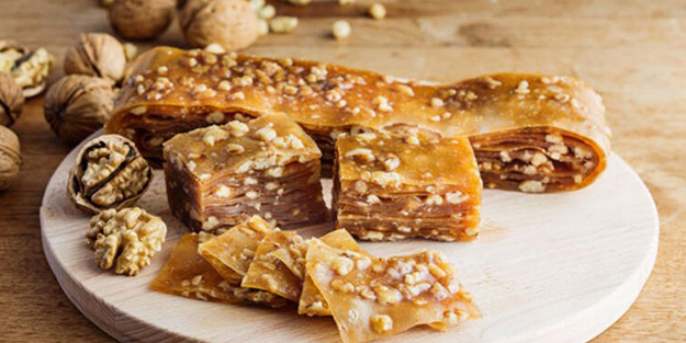 Üzüm pekmezi pestili nasıl yapılır? Siyah üzüm pestili nasıl yapılır?