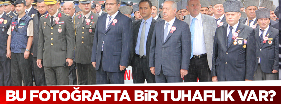 Vali ve belediye başkanına şemsiye, gaziye yağmur!