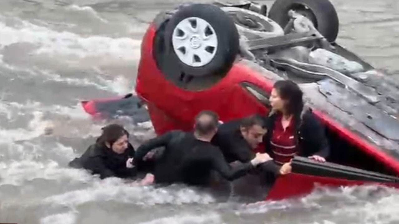 Yeşilırmak’ta can pazarı: Kaza yapan anne-kız nehre uçtu