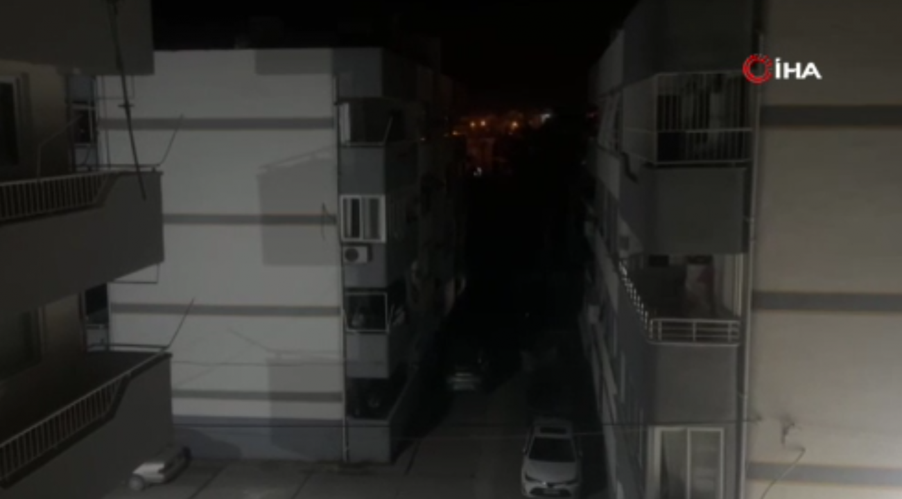 4.0 büyüklüğündeki deprem korkuya neden oldu